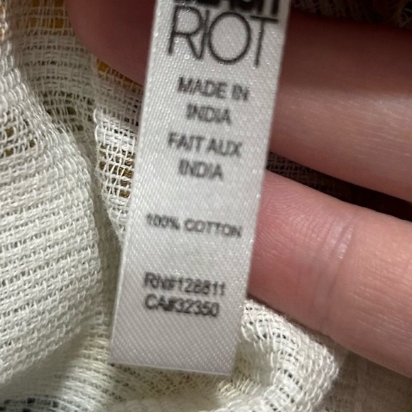 Beach Riot Aubrey Paper Bag Striped Yellow Black White Shorts NEW SZ MED - Picture 6 of 6